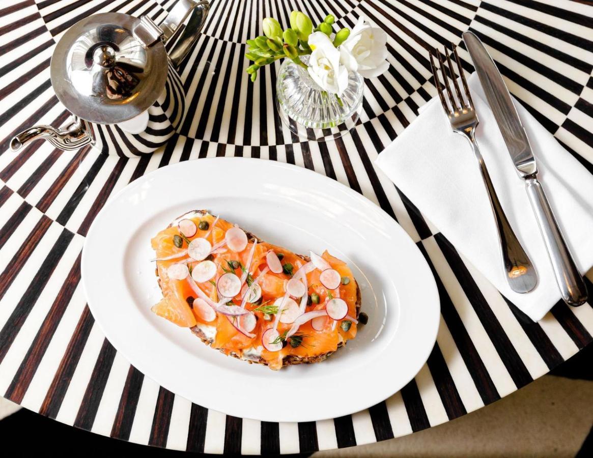 Riggs Washington Dc Hotel Kültér fotó Salmon and cucumber salad