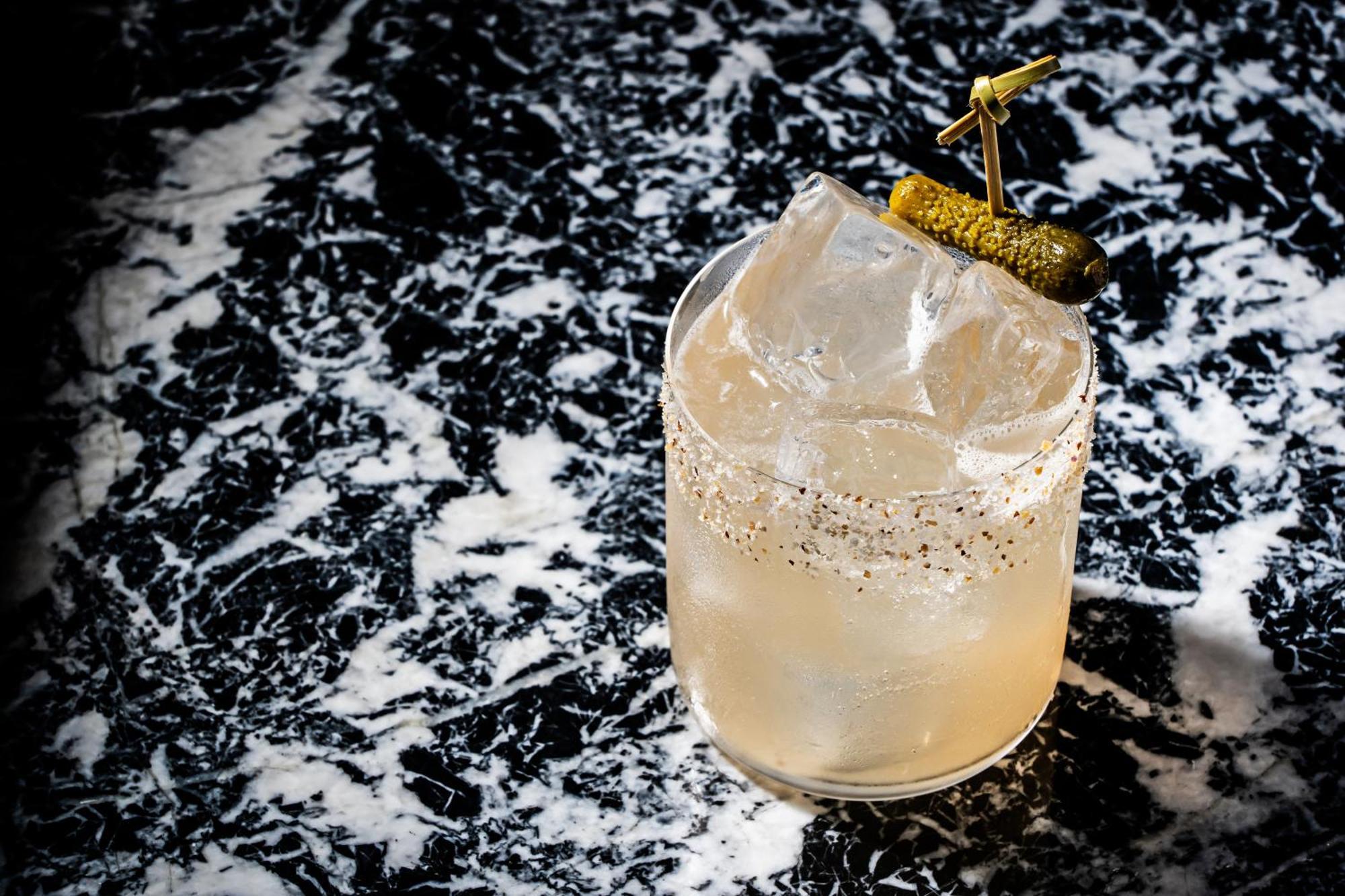 Riggs Washington Dc Hotel Kültér fotó A pear cocktail