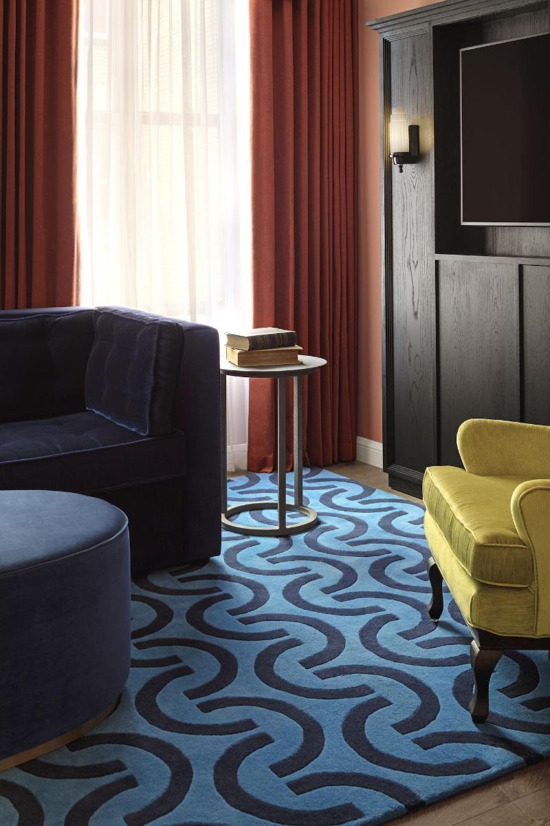 Riggs Washington Dc Hotel Kültér fotó A carpet in a living room