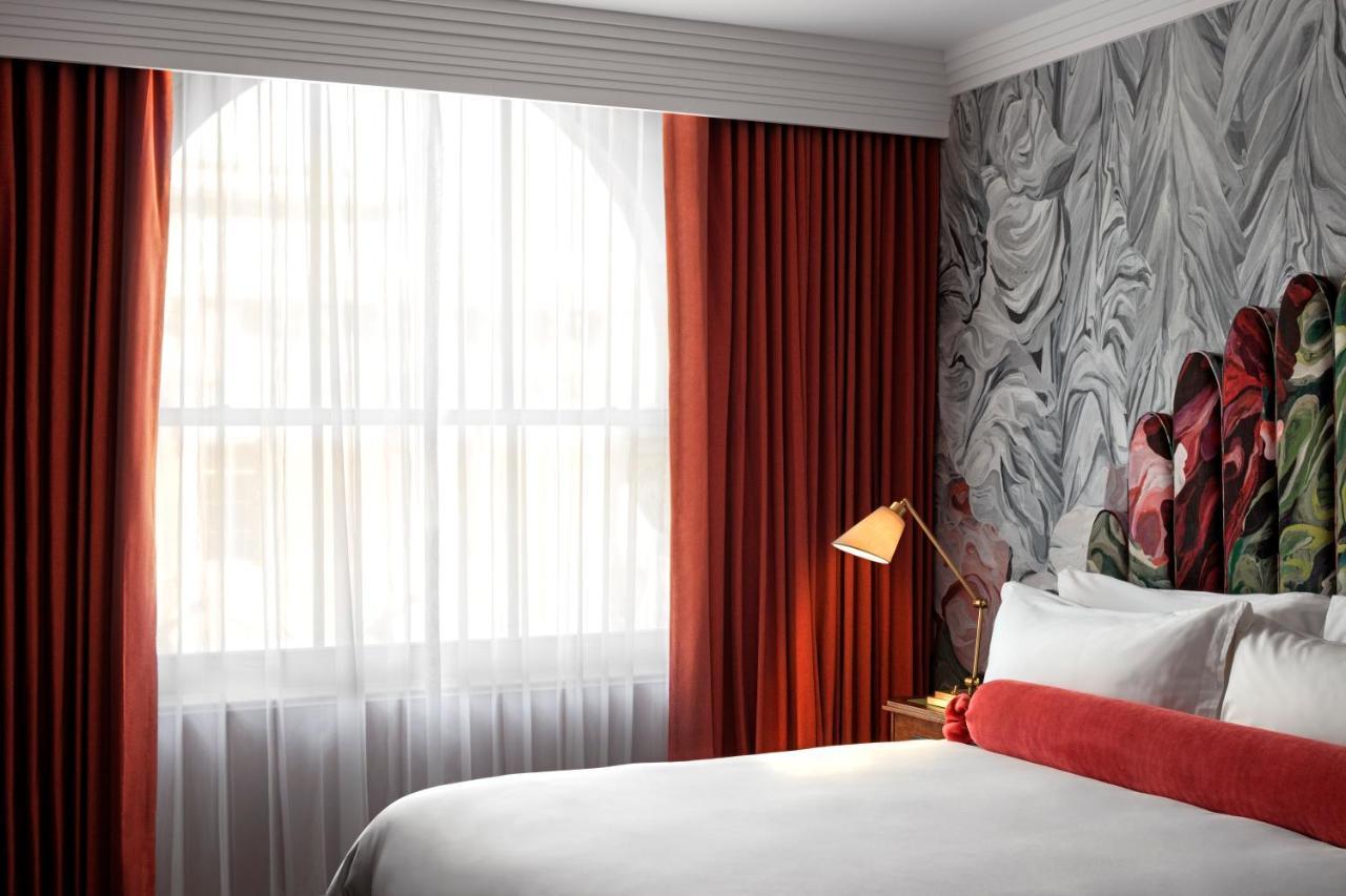 Riggs Washington Dc Hotel Kültér fotó A bedroom at the Hotel